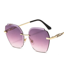 2019 Luxury Fashion Design Frameless Irregularity  Women Ocean Lens Sunglasses